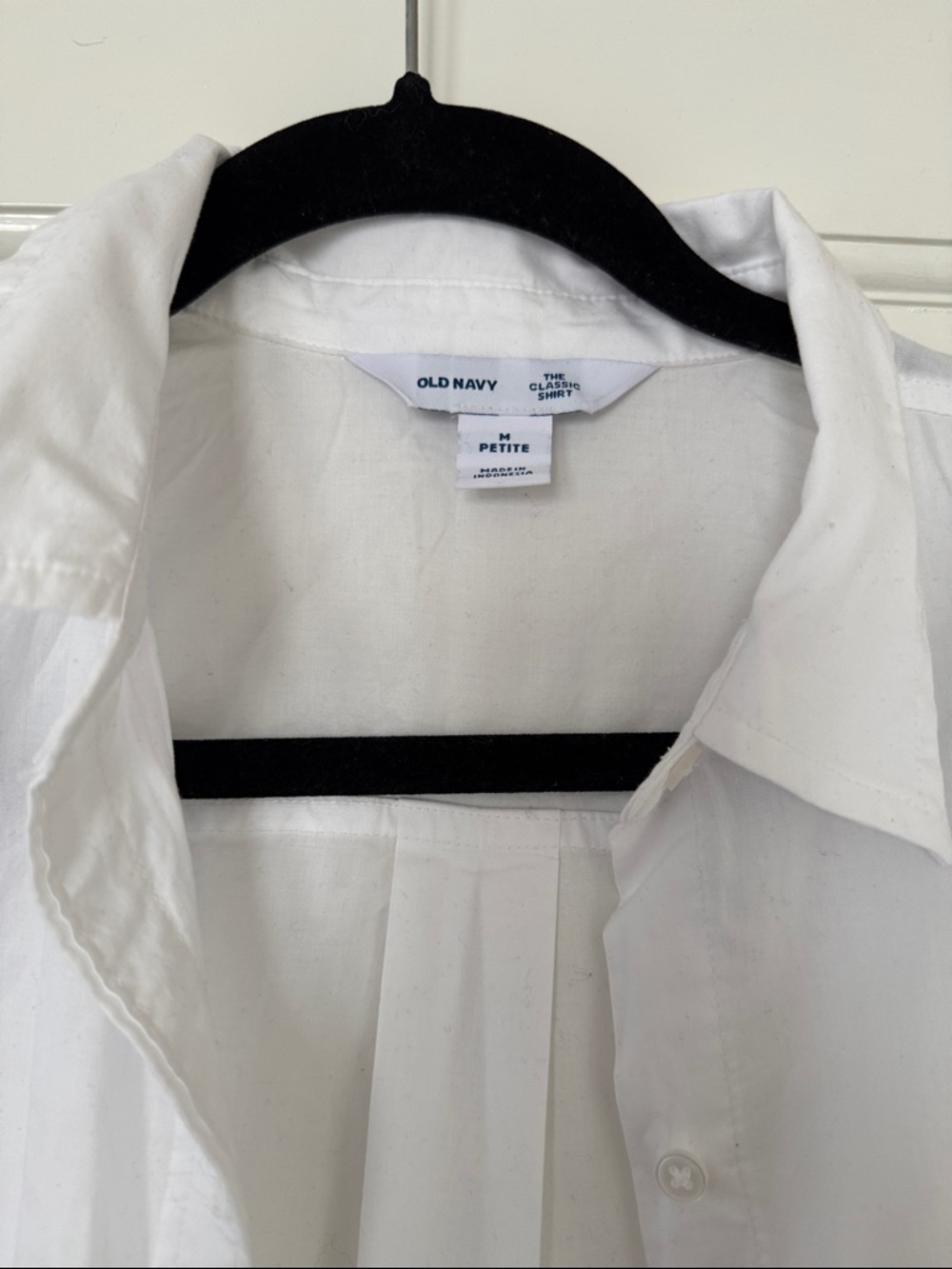 Classic White Women’s Button-Down Shirt - Petite - Picture 2 of 3